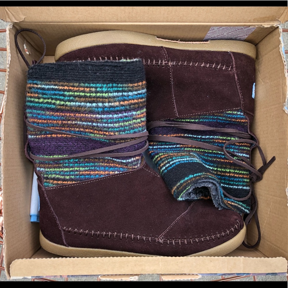 TOMS Nepal Boots in Brown Wool
